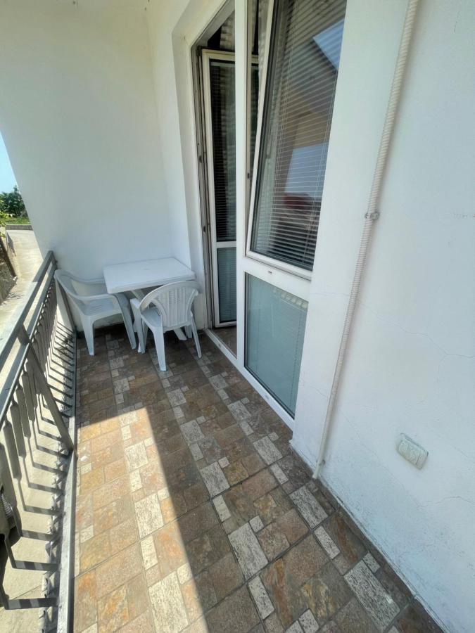 Kasneci Apartments Улцинь Екстер'єр фото