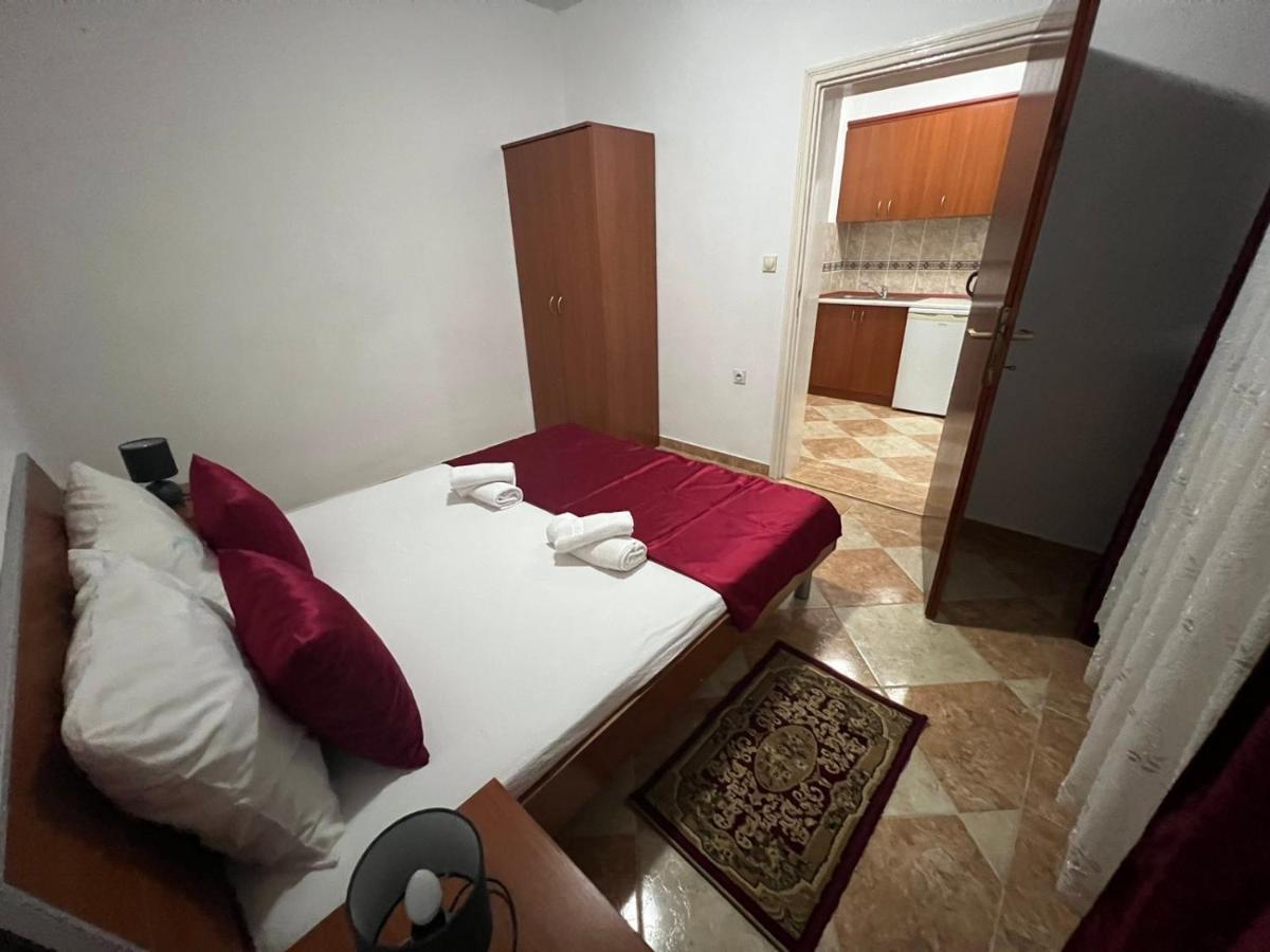 Kasneci Apartments Улцинь Екстер'єр фото