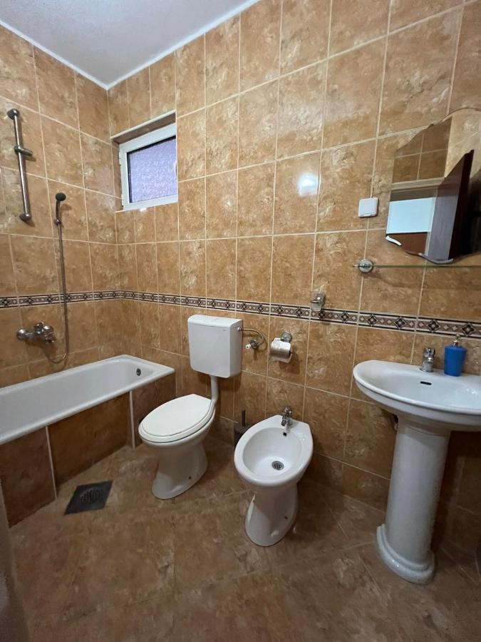 Kasneci Apartments Улцинь Екстер'єр фото