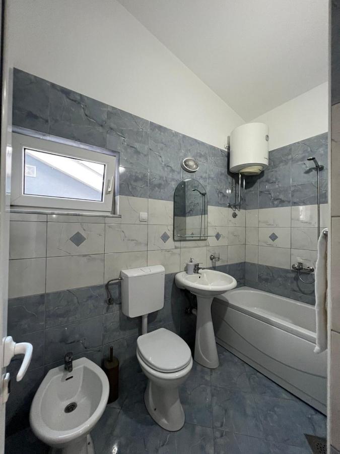 Kasneci Apartments Улцинь Екстер'єр фото